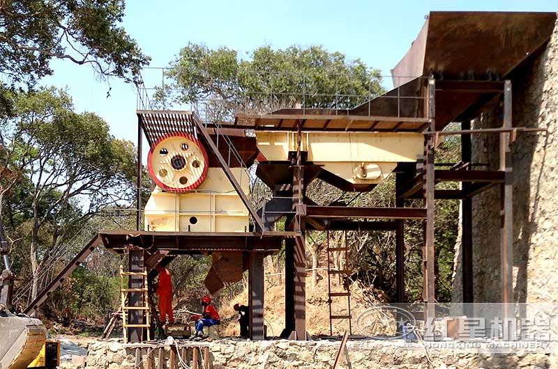 600x900顎式破碎機(jī)現(xiàn)場實(shí)拍