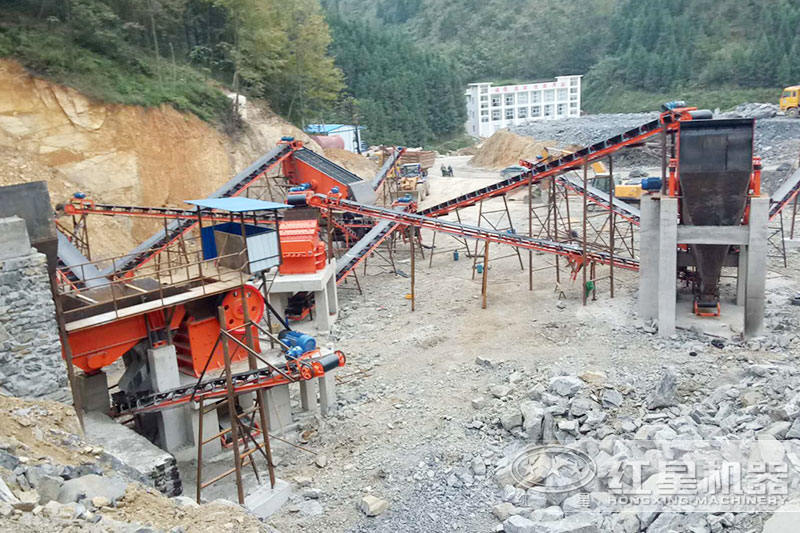 小型打石制砂機現(xiàn)場