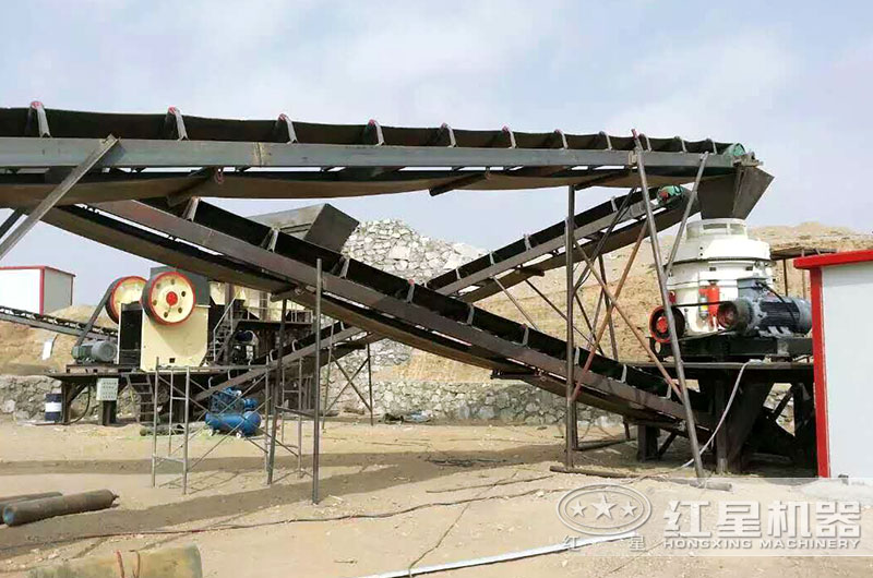 四川工業(yè)破碎機生產(chǎn)線現(xiàn)場