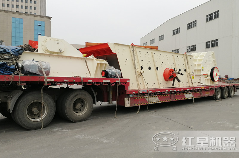 紅星新耐磨型1615重錘破裝車發(fā)貨現(xiàn)場