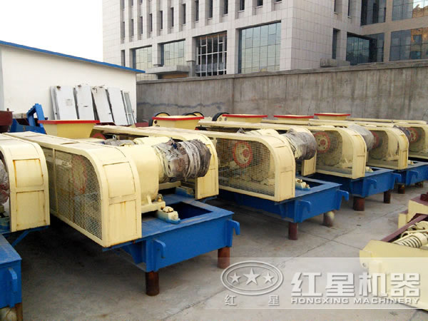 新型對(duì)輥式破碎機(jī)廠區(qū)圖