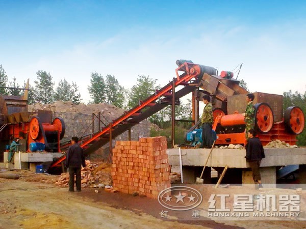 細(xì)顎式破碎機
