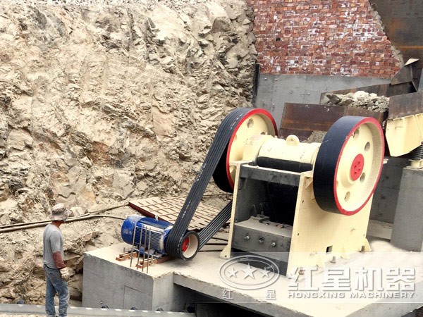 300乘1300石頭破碎機
