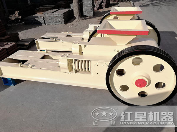小型對輥破碎機(jī)