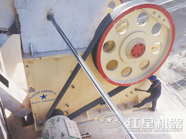 時產(chǎn)2000t花崗巖破碎機(jī)