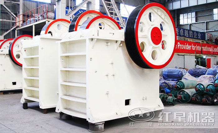 鉀長(zhǎng)石顎式破碎機(jī)