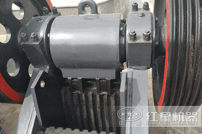 小型顎式破碎機(jī)V型破碎深腔