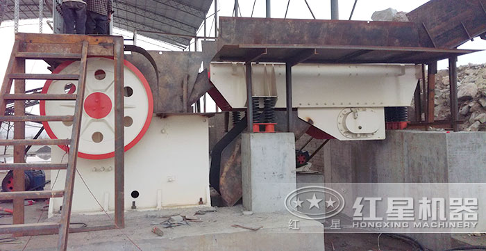 粗碎設(shè)備—顎式破碎機