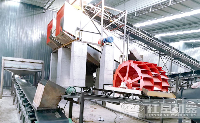 三輪斗洗砂機(jī)作業(yè)現(xiàn)場(chǎng)