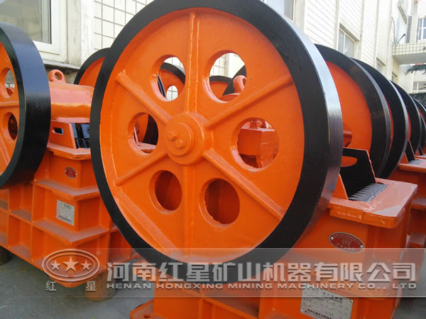復(fù)擺顎式破碎機