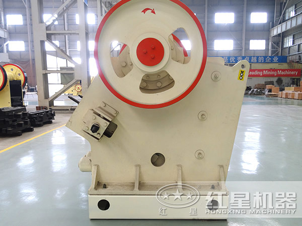 細(xì)顎式破碎機